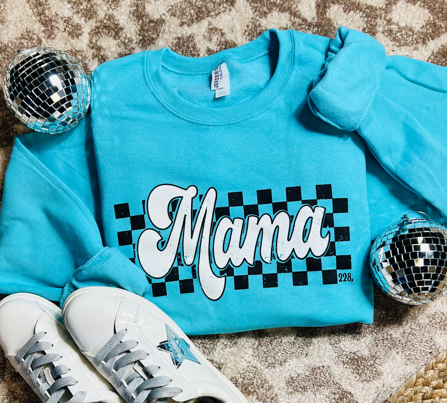 Retro Checkered Mama Sweatshirt