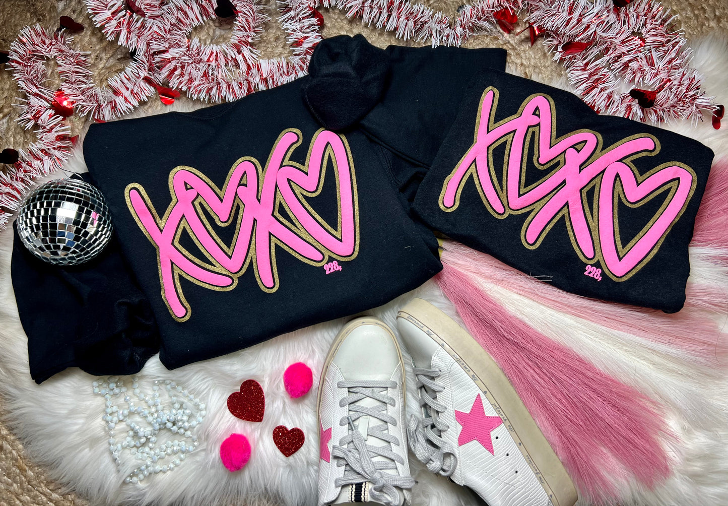 XOXO Metallic & Puff Valentines Day